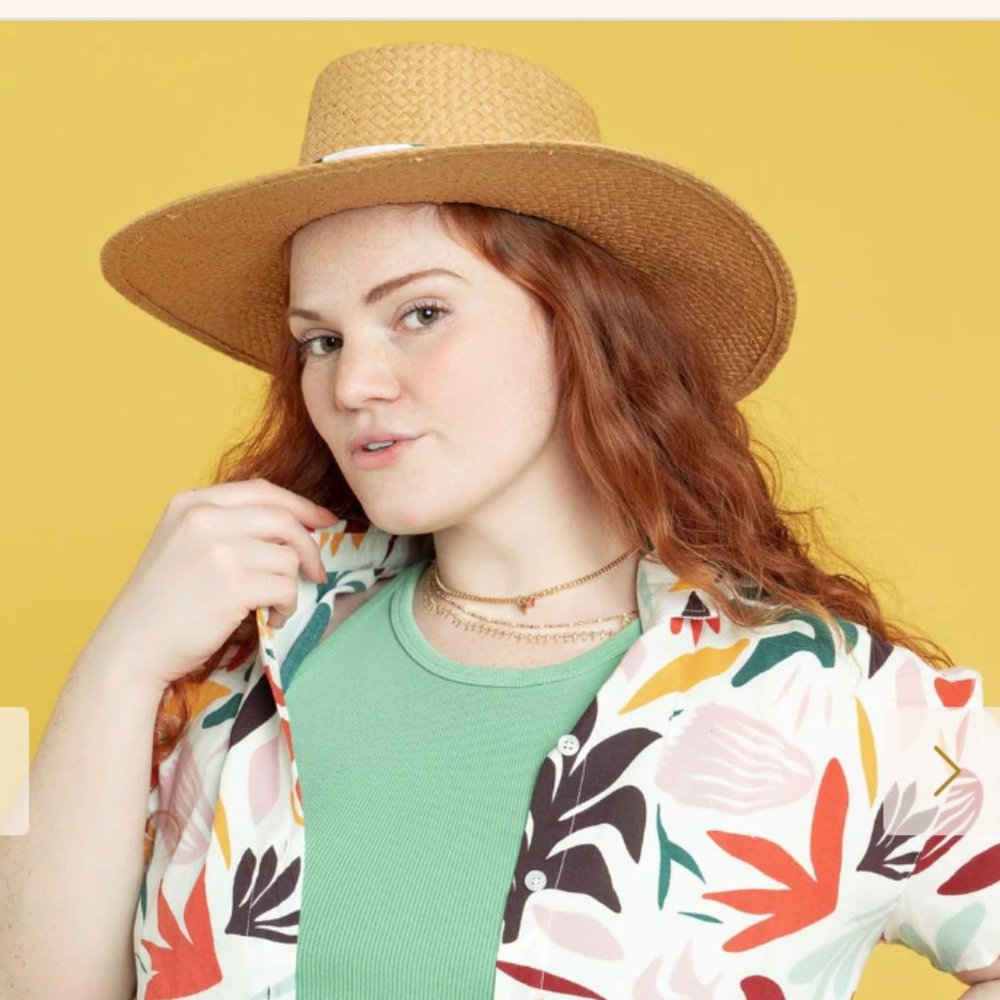 NWT- Gyal Bashy Straw Hat -Size OS
